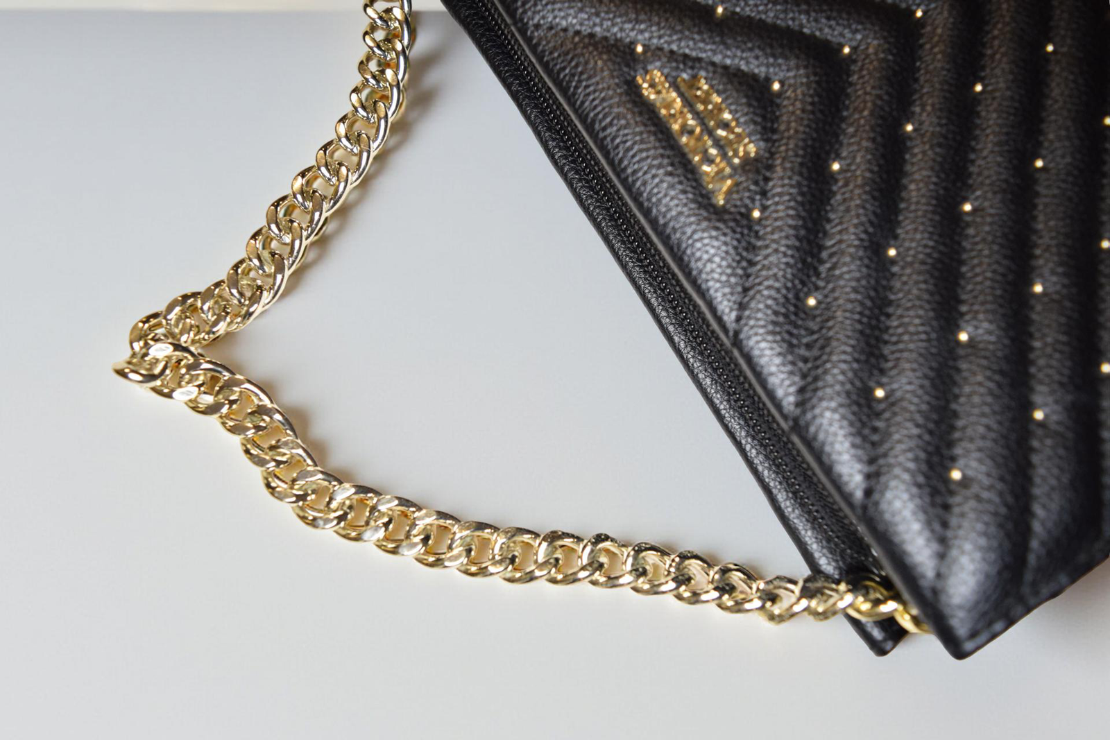 black vs purse black vs purse